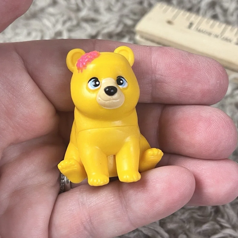 Mattel Barbie Pet Series BEAR Cub Yellow Pink Bow Figure Miniature Toy
